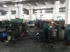 स्वचालित लाथेस