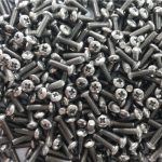 औद्योगिक m4x10 पेंच के लिए gr5 टाइटेनियम मिश्र धातु बांधनेवाला पदार्थ