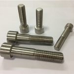 hastelloy c-276 (2.4819) din912 सॉकेट हेड कैप शिकंजा