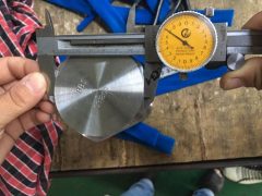 S31803 हेक्स कैप पेंच आयाम परीक्षण